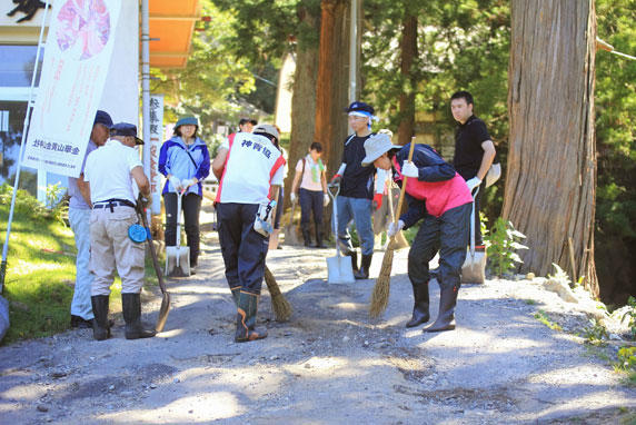東日本大震災から5年以上経った今でも多くのボランティアの手が必要とされています。