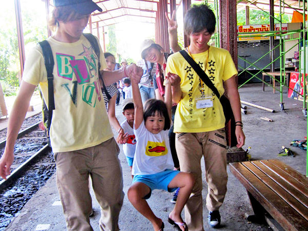 高校生限定！タイ　孤児院の子どもたちと遠足へ。笑顔と思い出を作る活動
