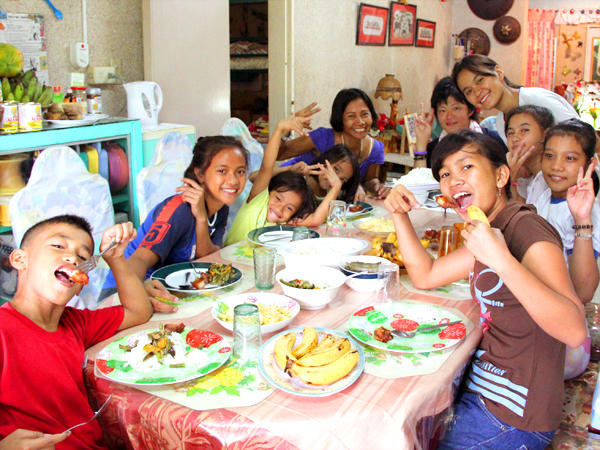 フィリピン セブ島孤児院交流・支援活動６日間