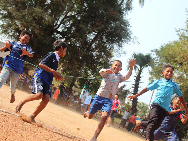 社会人限定！カンボジア　村の小学校で体育を教える活動6日間～教育関係者向けスタディツアー～