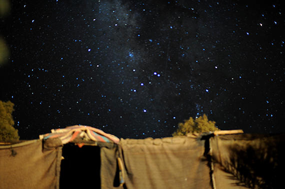 泊まったハミリア村のテントサイト。満天の星空。