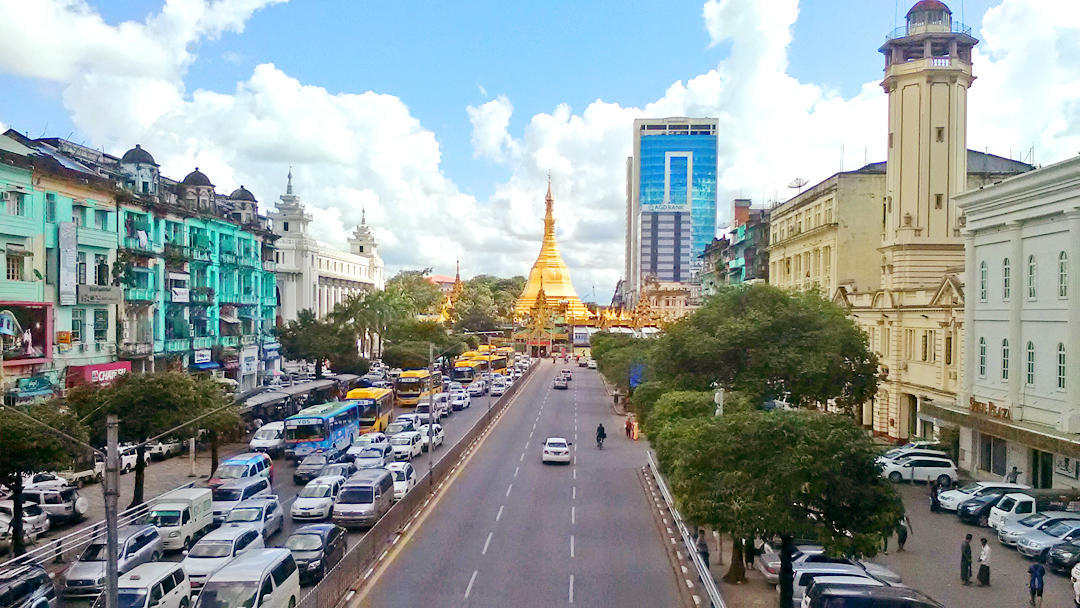 ミャンマーの街並み